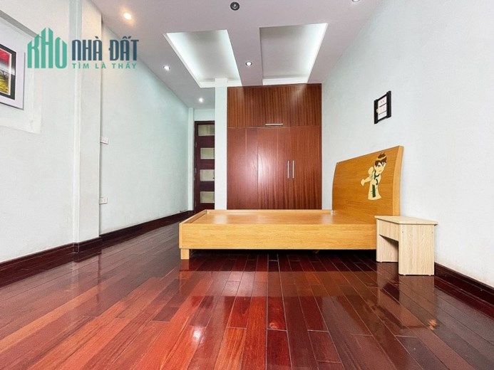 LÔ GÓC- NHÀ ĐẸP LẠC LONG QUÂN - CHỦ TỰ XÂY - NGÕ RỘNG NÔNG THOÁNG SẠCH - 20M RA Ô TÔ - 35M RA PHỐ