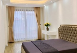 Bán Apartment 225m2 phố Hồng Hà, Hoàn Kiếm 35 phòng Thang máy Nhập Dòng tiền 10%/năm Giá 25.4 tỷ