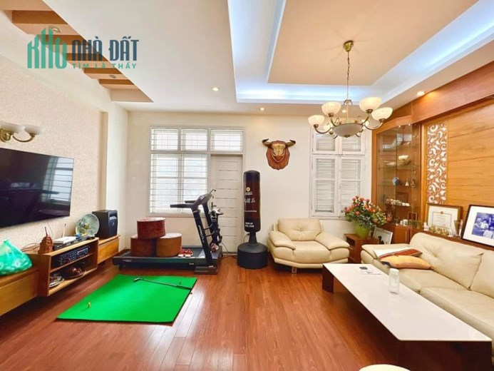 BÁN GẤP NHÀ PHỐ QUÁN THÁNH, Ô TÔ, KINH DOANH, 45M2 6T MT5M, GIÁ 11 TỶ