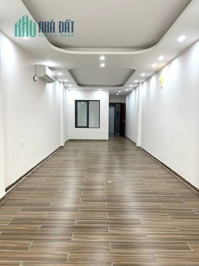 Bán tòa căn hộ 92m2 phố Âu Cơ, Tây Hồ 34 căn hộ Thang máy Dòng tiền khủng Giá 20.3 tỷ