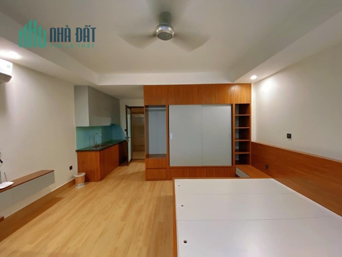 Bán tòa nhà 91m2 phố Âu Cơ, Tây Hồ 34 phòng Thang máy Dòng tiền 10%/năm Giá 20.2 tỷ