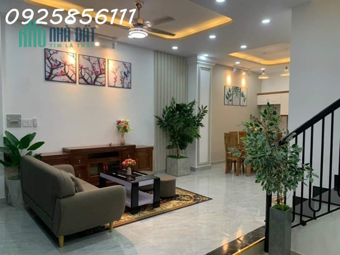 Nhà bán Vườn Lài giáp Gò Vấp mới ở ngay 4 PN  trệt lầu 57m  HĐT 14 tr