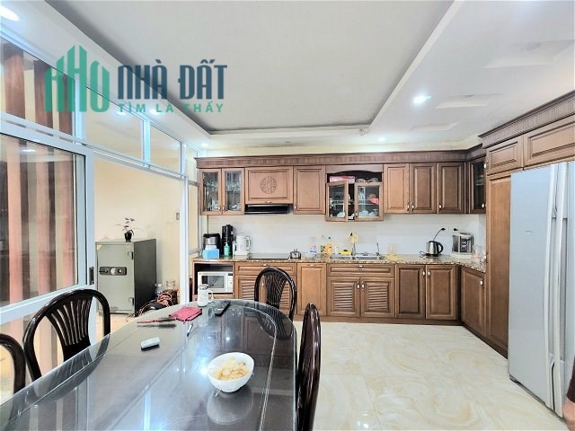 BÁN NHÀ LẠC LONG QUÂN- OTÔ -ô chờ THANG MÁY -VP- GẦN HỒ TÂY  86 M 4 TẦNG 12,5 TỶ