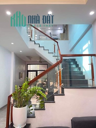 BÁN NHÀ MAI DỊCH CẦU GIẤY, DÂN XÂY, 2 MẶT THOÁNG SÁNG, GẦN ÔTÔ, 48M2 GIÁ CHỈ 5TỶ55