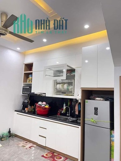 BÁN NHÀ MAI DỊCH CẦU GIẤY, DÂN XÂY, 2 MẶT THOÁNG SÁNG, GẦN ÔTÔ, 48M2 GIÁ CHỈ 5TỶ55
