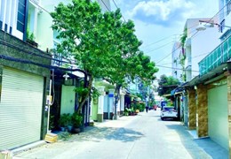 Bán nhà HXH Thoại Ngọc Hầu, TP 48m2 3T 4PN chính chủ lâu đời, giá chỉ 5tỷxx TL