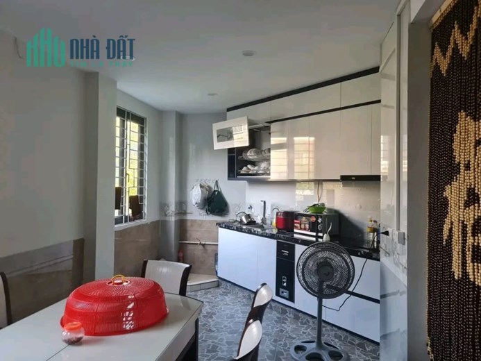 Hoa Hậu Mặt Phố Hai Bà Trưng 34m 5 tầng MT7.1 Nhà quá đẹp Kinh doanh Vô Địch