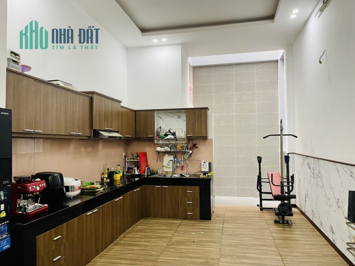 Bán nhà 1 sẹc HẺM XE HƠI 6M, Đường ĐỘC LẬP, Q.TÂN PHÚ, 72m2( 4.1x17.5), 3 TẦNG