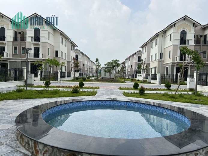 Chỉ nhỉnh 6 tỷ có ngay biệt thự vườn Singapore giáp Ninh Hiệp