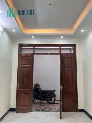 BÁN NHÀ GIẢI PHÓNG, 20M MẶT PHỐ, NHÀ MỚI TINH, 6 PHÒNG NGỦ 41M2*5T*5.3 TỶ