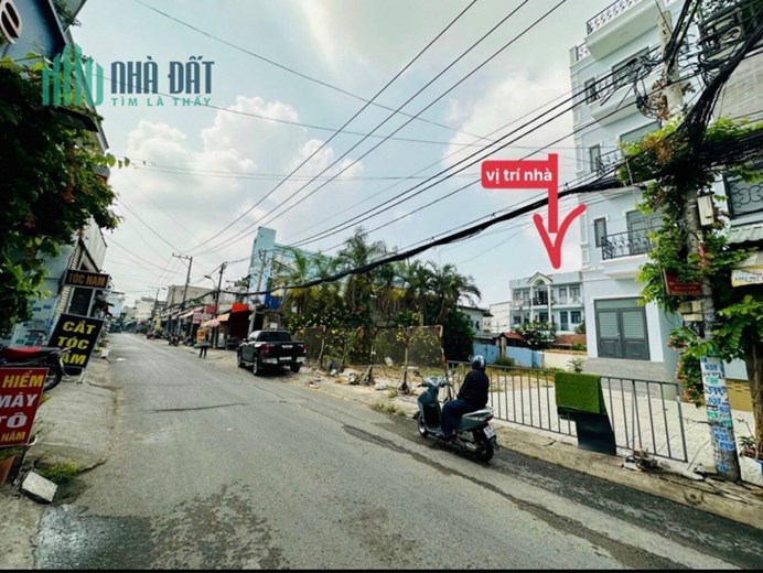 Nhà 1trệt 2lầu ( 15 phòng ) thu nhập 35triệu/tháng, Linh Xuân, dt 180 m² giá 9,8 Tỷ