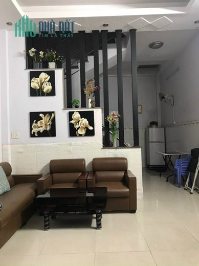 Bán nhà HXH hạ chào 700tr, Trường Chinh, P14, Tân Bình, 40m2, 3 tầng, chỉ 4.8 tỷ.