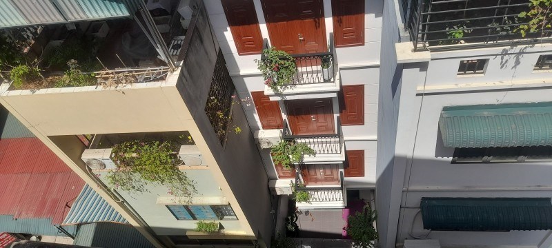 NHÀ MẶT PHỐ BỒ ĐỀ - KINH DOANH SẦM UẤT