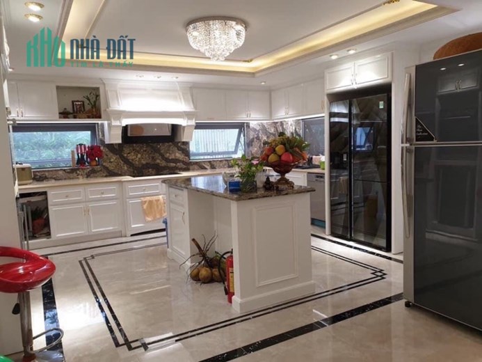 NGỘP BANK GIẢM GẤP 20 TỶ - BÁN GẤP BIỆT THỰ VƯỜN MẶT TIỀN ĐÀO SƯ TÍCH, GẦN 1600M2 CHỈ 37 TRIỆU/M2