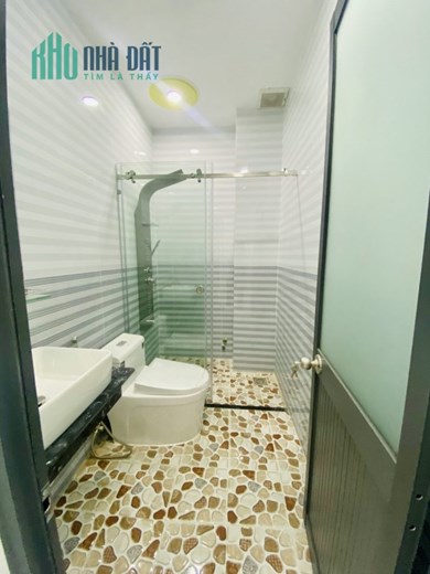 Nhà Bán Bình Tân Bình Hưng Hòa A– Chỉ nhỉnh 5 Tỷ nhà cực đẹp HXH 6M khu phân lô đồng bộ an ninh cao