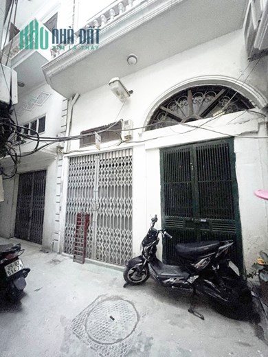 3 Bước Chân là ra Mặt Phố - Bán nhà 2 Mặt Thoáng Mặt ngõ Lò Đúc giá 4.5 tỷ, 35mx3T, Cách Mp 15m