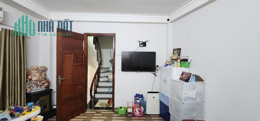 Siêu hot! nhà phố Lò Đúc, Phan Chu Trinh, 5 tầng, 2 thoáng, 20m ra phố, chỉ 4 tỷ.