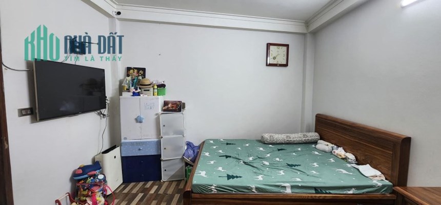 Siêu hot! nhà phố Lò Đúc, Phan Chu Trinh, 5 tầng, 2 thoáng, 20m ra phố, chỉ 4 tỷ.