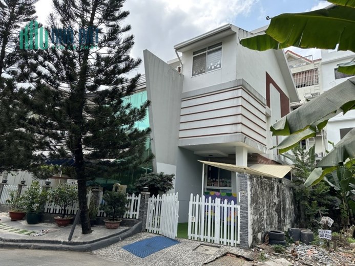 Nhà Chính chủ Bán Biệt Thự Khu Vip Phú Mỹ Hưng , F. Tân Phong , Quận 7, Tel : 0944709068