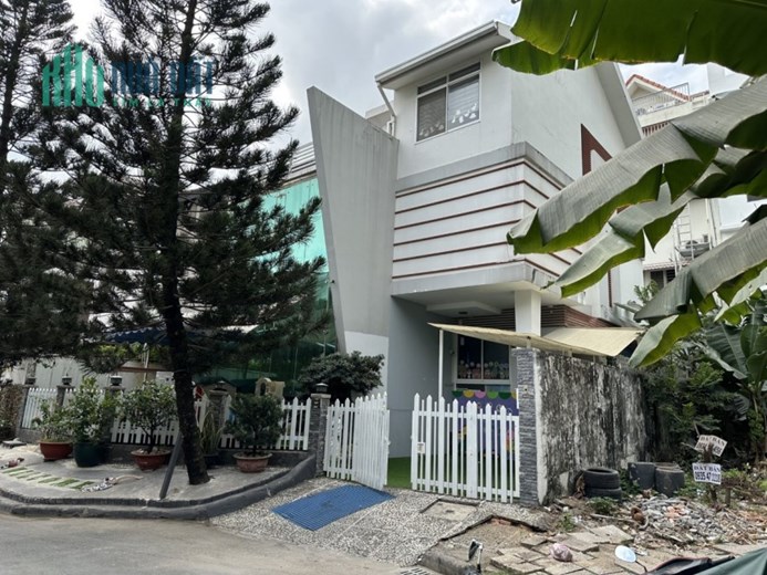 Nhà Chính chủ Bán Biệt Thự Khu Vip Phú Mỹ Hưng , F. Tân Phong , Quận 7, Tel : 0944709068