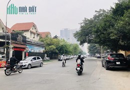 bán gấp căn biệt thự KLT Cách Mạng Đường Hạ Yên Quyết Trần Kim Xuyến Cầu Giấy dt 400 m2 giá 120 tỷ