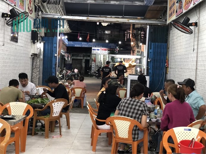 Cần sang quán nhậu, bê thui - lẩu bò đầy đủ dụng cụ vào là kinh doanh, tại 204 Thoại Ngọc Hầu, Tân