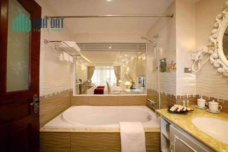 Bán Khách sạn Phố cổ quận Hoàn Kiếm cho thuê 1.8 tỷ/năm 7 Tầng Thang Máy, 80m2, 37.5 tỷ