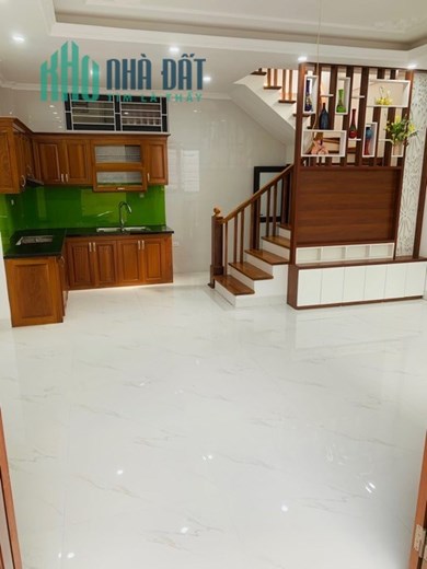 BÁN NHÀ  TRẦN CUNG, NHÀ MỚI VẪN CÒN MÙI SƠN, SÁT PHỐ, 38m2, chỉ 4 tỷ