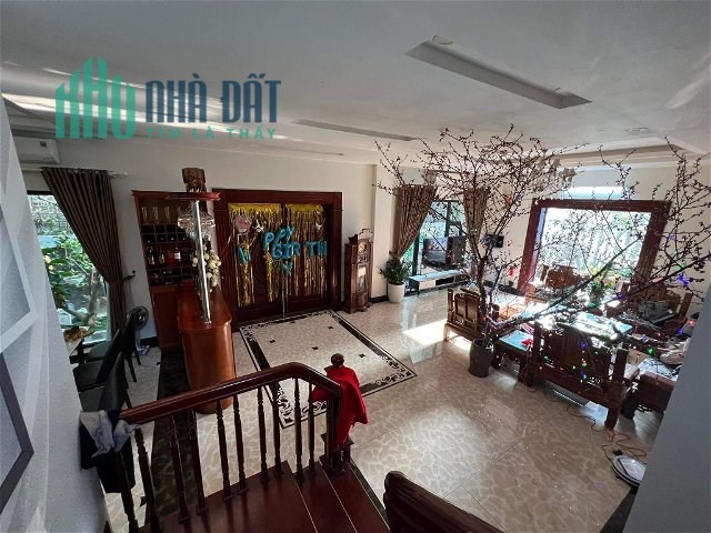 BÁN BIỆT THỰ 3 TẦNG ĐG TỨ HIỆP 218M2, GIÁ 27 TỶ - CHỦ TỰ XÂY - NHÀ ĐẸP - Ở NGAY.
