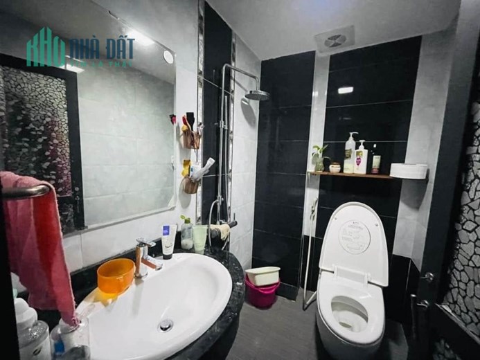 Võ Văn Dũng 30m*4T, MT4,5m Phân Lô, Khu Cán Bộ An Sinh Cực Đẹp 4.7 Tỷ