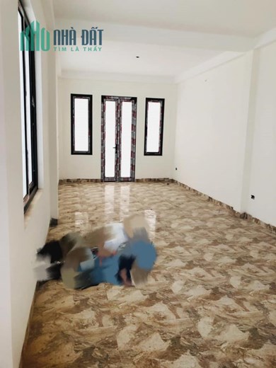 CHO THUÊ NHÀ YÊN NGƯU 58M2, 6 TẦNG 15 TRIỆU/THÁNG - CÁCH MẶT ĐƯỜNG NGỌC HỒI VÀI TRĂM MÉT.