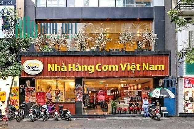 TUYỆT PHẨM KINH DOANH PHỐ DỊCH VỌNG HẬU 220M2, 4T, MẶT TIỀN 13M, HÈ RỘNG, 67,8 TỶ.