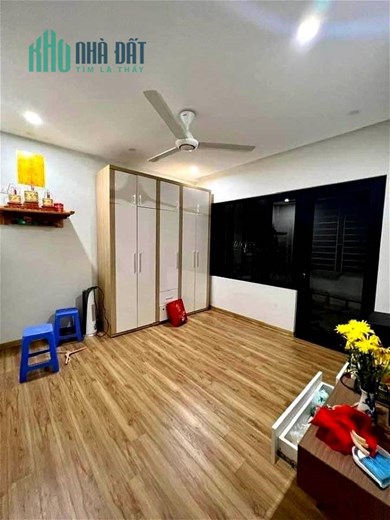 NHà Đẹp Hào Nam PHỐ, 35m, 5 tầng, oto đỗ cửa, 5.5  tỷ. TTQ.Đống Đa