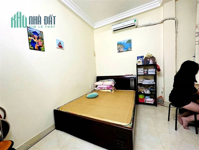 Giá Mềm nhà Đẹp Phố Hào Nam, TTQ.ĐỐng Đa, 26m, 4 tầng, 3.38 tỷ