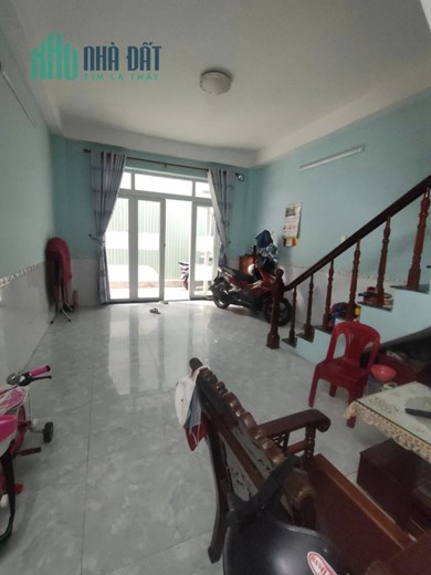 Nhà cách MT Đống Đa 50m, 3 tầng kiên cố, 2.x tỷ