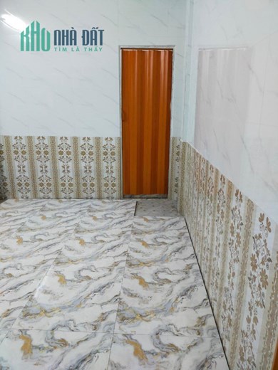 .Nhà Nguyễn Thị Minh Khai thẳng 70m ra MT, 34m2, C4, 1.55 tỷ