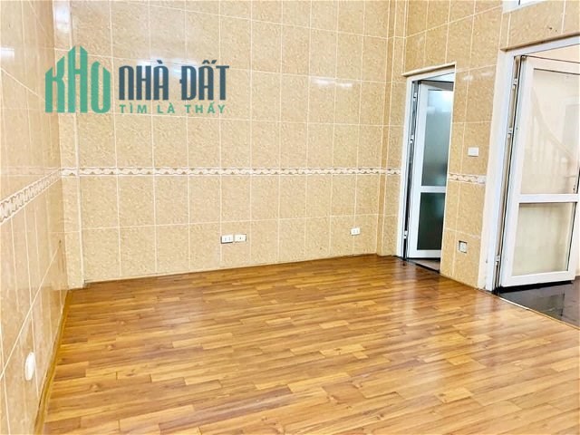 BÁN NHÀ 5 TẦNG CƯƠNG NGÔ - THANH TRÌ 70M2, 8 TỶ, PHÂN LÔ, Ô TÔ TRÁNH, NGÕ THÔNG.