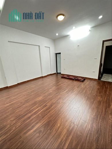 Mua bán nhà đất Phố Tôn Đức Thắng 52m2x4 Tầng MT:5m nhà mới, ở sướng chỉ 6.x Tỷ.