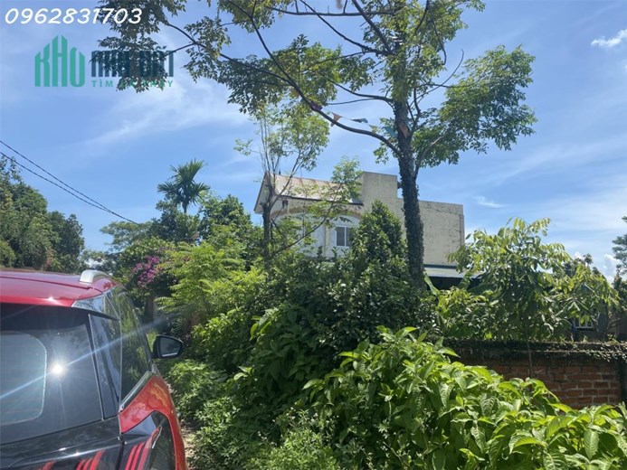 bán 2500m đường hoàng trung Hải sẵn 3 sổ đỏ nét căng