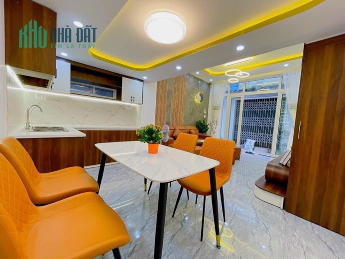 Cần Bán Gấp Nhà Mới 5T x 42m2_Giá 6 tỷ giảm 1,2 tỷ gần Phan Xích Long