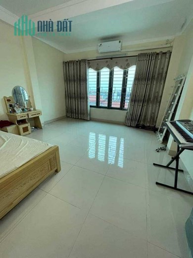 CHO THUÊ NHÀ 5 TẦNG YÊN KIỆN - NGỌC HỒI, 80M2, GIÁ 10 TRIỆU, LÀM VĂN PHÒNG, KD.