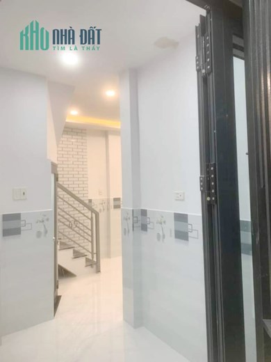 Nhà bán 2 Tầng mới hẻm 1293 Phạm Thế Hiển P5Q8 - Giá 2.1 Tỷ
