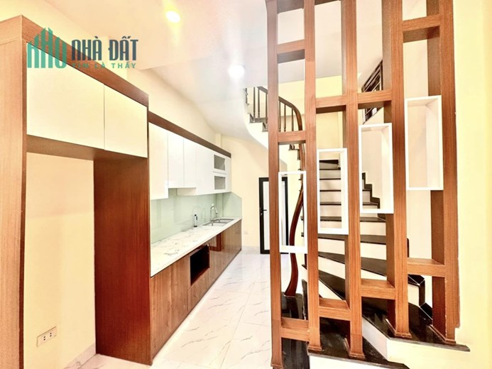 BÁN NHÀ TÂN MAI, HOÀNG MAI, 30M Ô TÔ, NHÀ ĐẸP 4 PHÒNG NGỦ, FULL NỘI THẤT 35M2*5T* 4.5 TỶ
