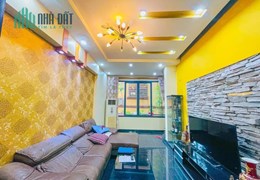 NHÀ ĐẸP HOÀNG NGÂN- LÊ VĂN LƯƠNG 43M2 5 TẦNG