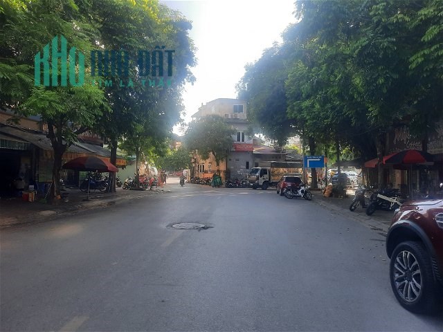 BÁN NHÀ MẶT PHỐ NGỌC HỒI 3 TẦNG, 105M2, MT 8.5M, GIÁ 19.5 TỶ, KINH DOANH, VỈA HÈ RỘNG.