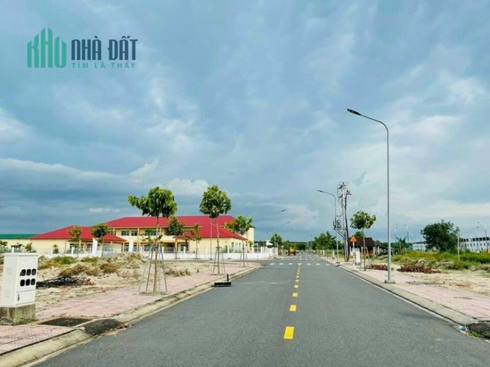 Chính chủ cắt lỗ lô đất giá 230tr/100m2 liền kề KCN BECAMEX Bình Dương