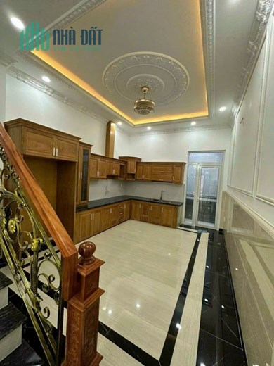Bán Gấp Nhà mặt tiền hẻm kinh doanh Đường số 5 BHH Sát AEON TÂN PHÚ 60m2,3 Tầng 4 tỷ xx
