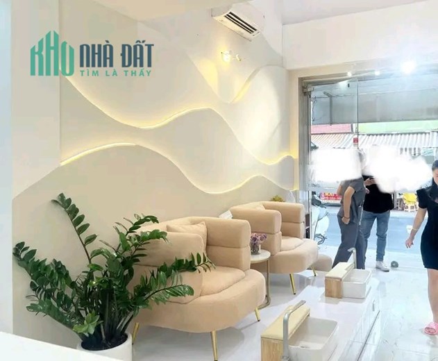 SANG GẤP TIỆM NAIL + SPA QUẬN 3 Do mình không có thời gian trông tiệm nên cần sang lại gấp, lượng