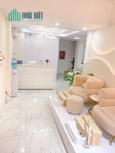 SANG GẤP TIỆM NAIL + SPA QUẬN 3 Do mình không có thời gian trông tiệm nên cần sang lại gấp, lượng