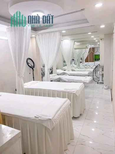 SANG GẤP TIỆM NAIL + SPA QUẬN 3 Do mình không có thời gian trông tiệm nên cần sang lại gấp, lượng